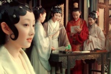 史湘云喜欢贾宝玉吗