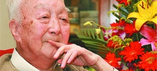 2009年11月23日：杨宪益逝世