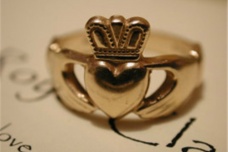 爱尔兰的婚戒是什么样的