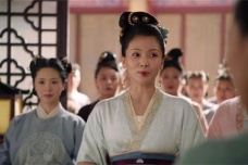 《大宋宫词》刘娥与众夫人绣凤袍