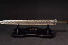 越王勾践剑千古不锈的真相