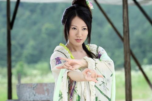 樊梨花施法除怪
