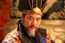 宇文化及生平简介