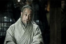 历史上对范增的评价