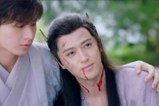 《琉璃美人煞》褚璇玑与鲛人亭奴的关系