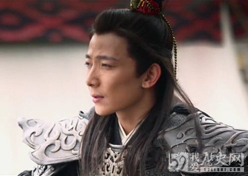 秦惠文王之子赢华简介