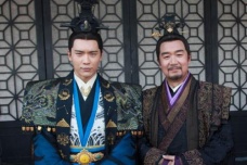 吕不韦和异人是什么关系