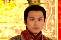 唐武宗李炎即位初期做了什么