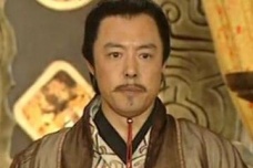 吕不韦和秦始皇的母亲是什么关系