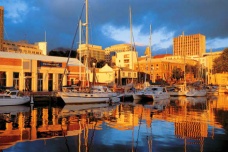 霍巴特是哪个国家的