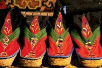 藏靴的典型代表是什么