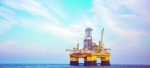 2017年2月13日：蓝鲸1号交付