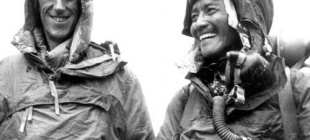 2008年1月11日：埃德蒙·希拉里逝世