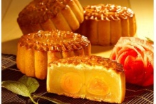 中秋节食俗：月饼