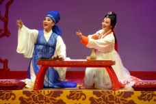 越剧《春香传》剧情介绍