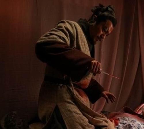 郑成功把母亲开膛破肚