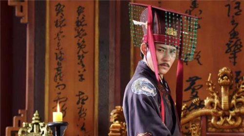 让潘玉姝吃下避子药