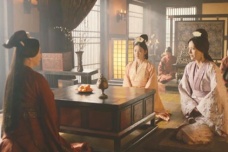 卞夫人为何不救甄宓