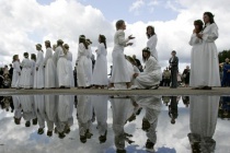 圣母升天节是几月几号