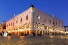 威尼斯总督府建筑风格是怎样的