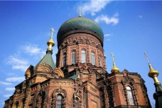 圣索菲亚大教堂有什么建筑特色