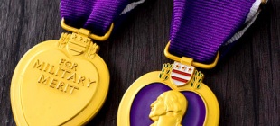 1782年8月7日：美国紫心勋章诞生