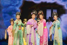 黄梅戏《天仙配》赏析