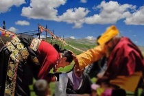 在藏区要注意哪些礼仪