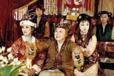 王夫人和贾母的多次较量