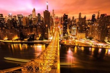 美国皇后区在哪个城市