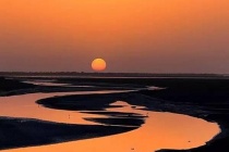 《使至塞上》创作背景及名家点评