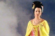 秦可卿为什么能嫁给贾蓉