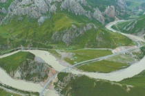 澜沧江发源于哪里