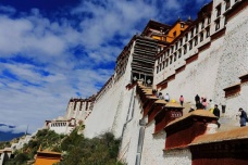 布达拉宫的历史沿革