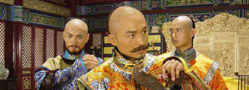 努尔哈赤传位给皇太极的原因