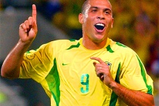 巴西罗纳尔多个人资料