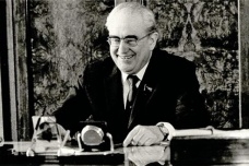 安德罗波夫是什么人