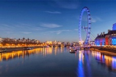 英国泰晤士河在哪