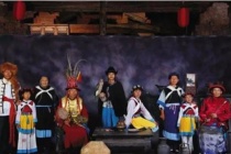 纳西族的家庭系统是怎样的