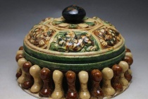 唐三彩的内壁指纹怎么区别