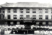 梁启超错割右腰