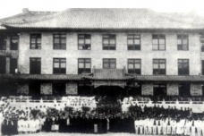 梁启超错割右腰