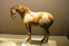 唐三彩马的鉴定方法
