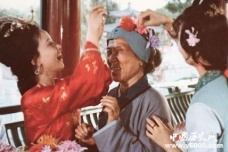 红楼梦刘姥姥人物分析