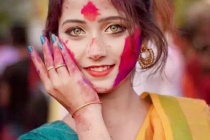 印度洒红节的由来