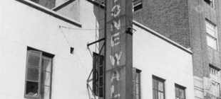 1969年6月27日：石墙事件