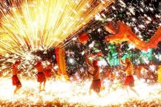 铜梁龙舞是一种什么艺术形式