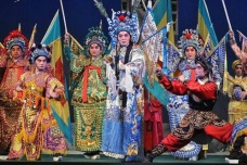 粤剧的妆容特点是什么