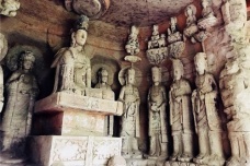 大足石刻北宋造像特点是什么