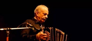 1921年3月11日：皮亚佐拉出生